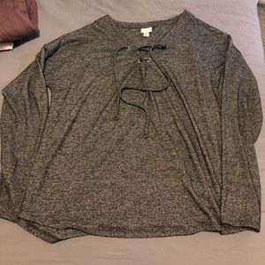 Grey sweater cris cross